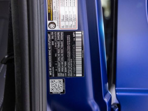 Used 2025 Mercedes-Benz G 63 AMG 4MATIC image 42