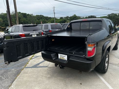 Used 2006 Honda Ridgeline RT image 8