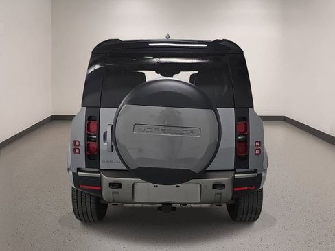 Used 2024 Land Rover Defender 110 X-Dynamic SE AWD/4WD image 6