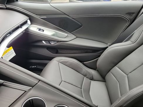 New 2026 Chevrolet Corvette Stingray Coupe w/ Z51 Performance Package RWD image 35