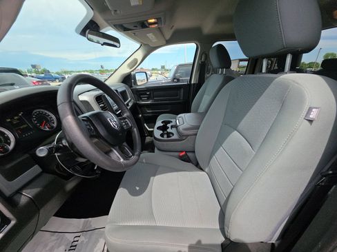 Used 2019 RAM 1500 Express AWD/4WD image 8