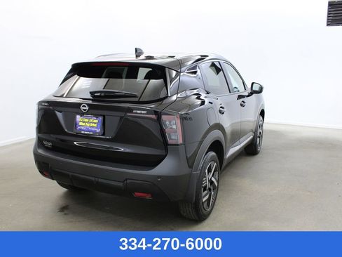 New 2026 Nissan Kicks SV image 4