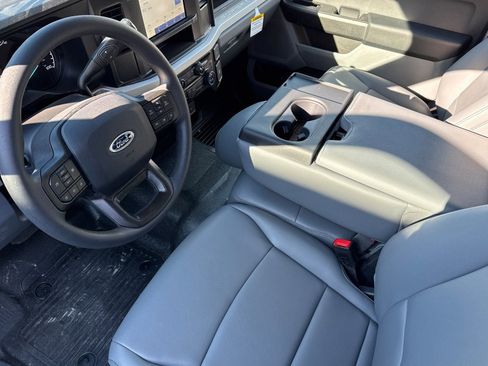 New 2026 Ford F550 2WD Crew Cab Super Duty image 10
