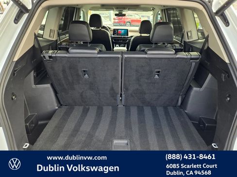 Certified 2024 Volkswagen Atlas SE image 25