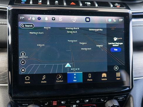 Used 2022 Jeep Grand Cherokee Limited 4xe w/ Luxury Tech Group II image 19