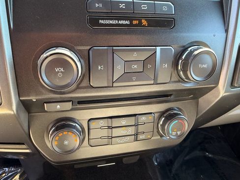 Used 2018 Ford F150 XLT AWD/4WD image 18