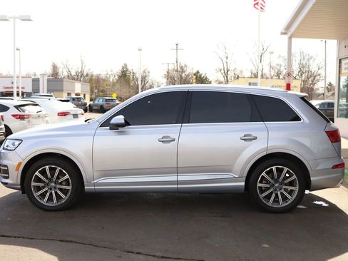 Used 2018 Audi Q7 3.0T Premium Plus w/ Premium Plus Package AWD/4WD image 8
