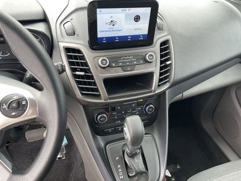 Used 2023 Ford Transit Connect XLT FWD image 7