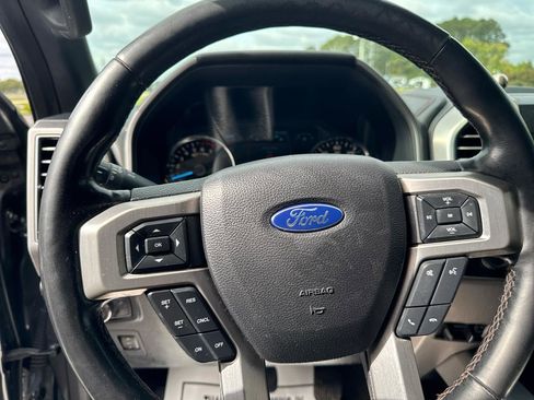 Used 2019 Ford F150 Platinum AWD/4WD image 19