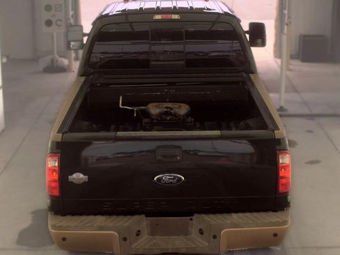 Used 2012 Ford F250 King Ranch w/ King Ranch w/Chrome Pkg AWD/4WD image 6