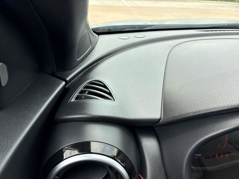 Used 2022 Nissan Kicks SR FWD image 48