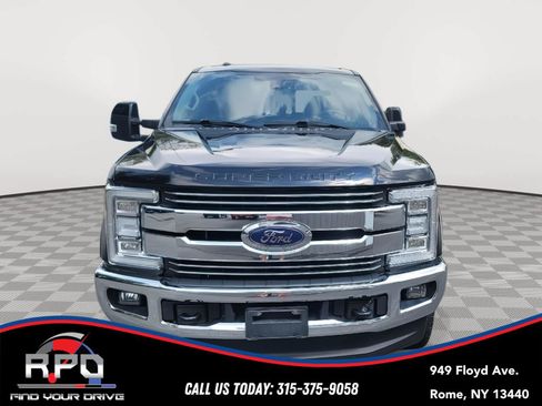 Used 2018 Ford F250 Lariat w/ Lariat Ultimate Package AWD/4WD image 4