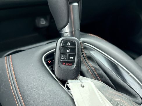 Used 2024 Honda HR-V Sport image 21