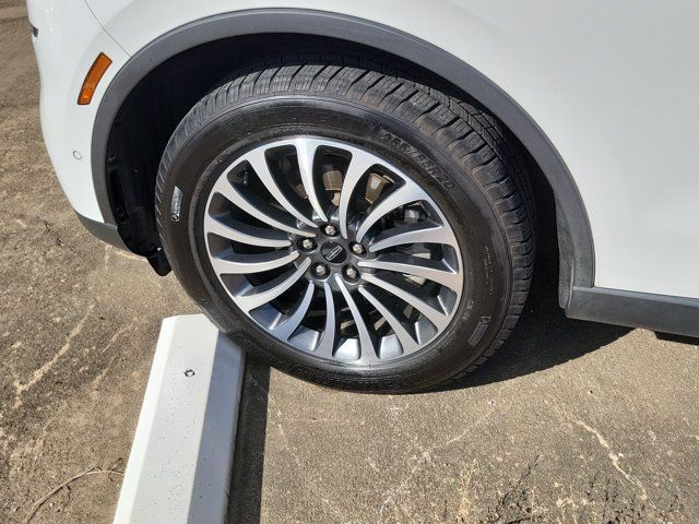 Used 2022 Lincoln Aviator Reserve w/ Equipment Group 201A AWD/4WD image 10