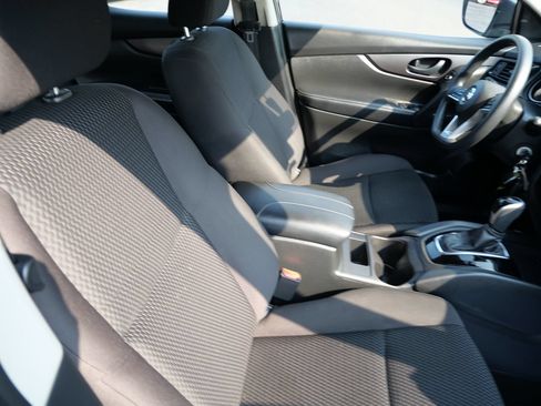 Used 2020 Nissan Rogue Sport S AWD/4WD image 26