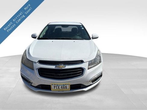 Used 2015 Chevrolet Cruze LT FWD image 1