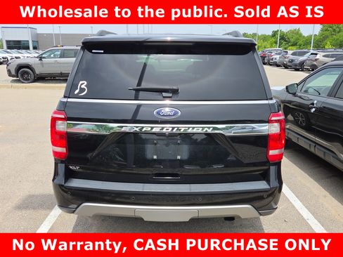 Used 2020 Ford Expedition XLT w/ Equipment Group 202A RWD image 7