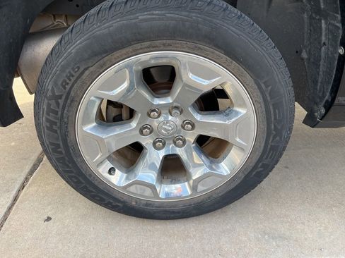 Used 2021 RAM 1500 Big Horn image 5