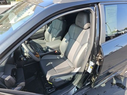 Used 2025 Subaru Outback Wilderness image 31