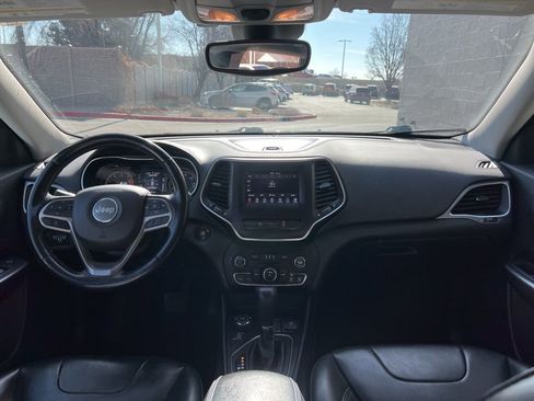 Used 2021 Jeep Cherokee Latitude Plus AWD/4WD image 20