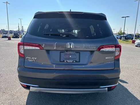 Used 2022 Honda Pilot Touring image 5