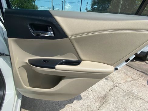 Used 2016 Honda Accord EX-L image 22