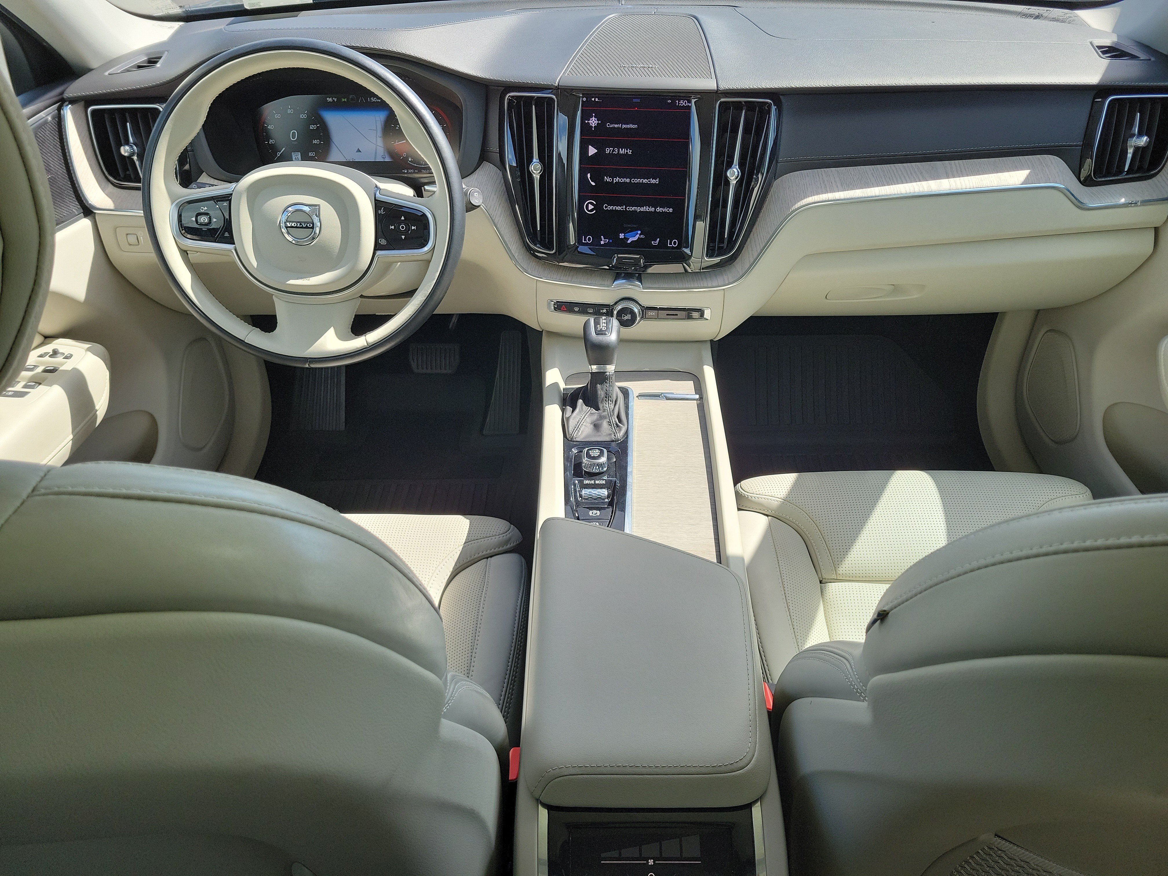 Used 2021 Volvo XC60 T5 Inscription w/ Protection Package Premier FWD image 15
