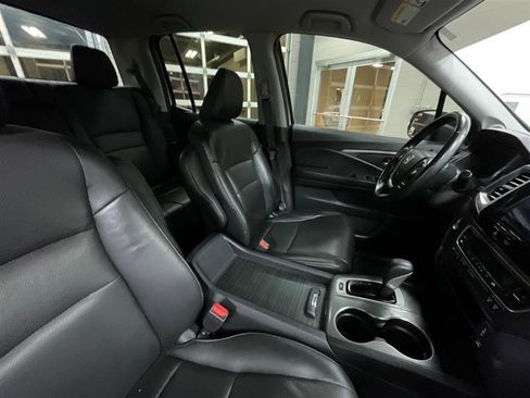 Used 2017 Honda Ridgeline RTL-T image 27