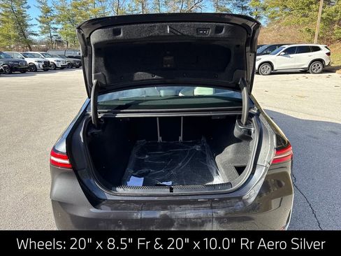 Certified 2025 BMW 530i xDrive w/ Premium Package image 29