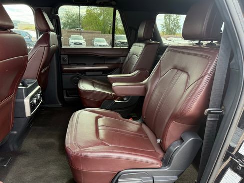Used 2023 Ford Expedition Max Limited image 9