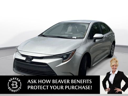 Used 2024 Toyota Corolla LE FWD image 1