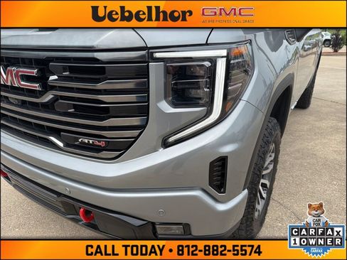 Used 2023 GMC Sierra 1500 AT4 w/ AT4 Premium Package AWD/4WD image 13
