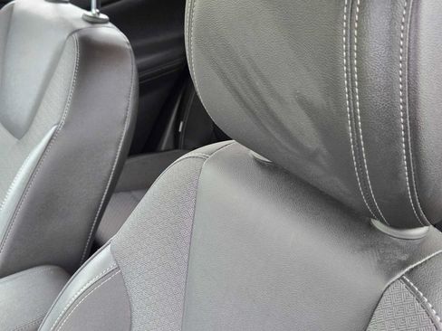 Certified 2024 Buick Encore GX Preferred w/ Comfort Package FWD image 16
