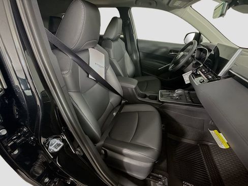 New 2026 Toyota Corolla Cross XLE image 18