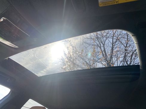 Used 2025 Lexus RX 350 Premium w/ Accessory Package (Z1) image 28