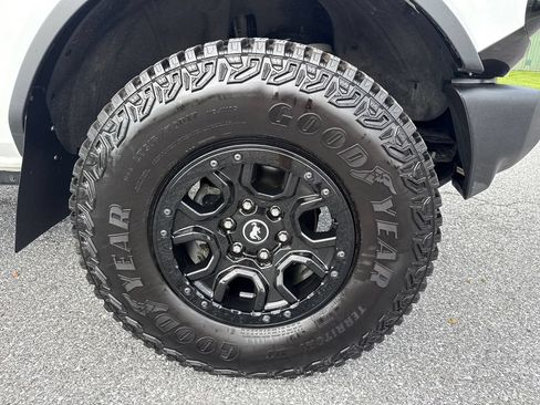 Used 2022 Ford Bronco Wildtrak AWD/4WD image 29