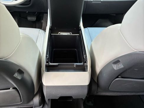 Used 2024 Hyundai Santa Fe Calligraphy image 19