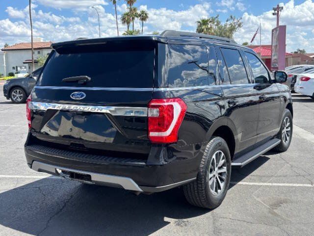 Used 2020 Ford Expedition XLT w/ Equipment Group 202A RWD image 3