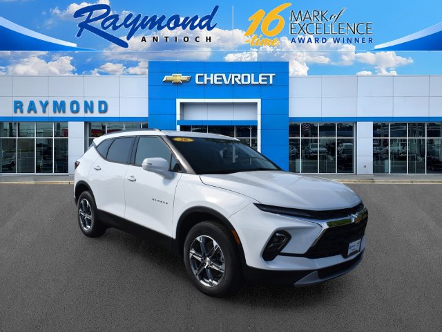 New 2026 Chevrolet Blazer LT w/ Sound & Technology Package AWD/4WD image 1