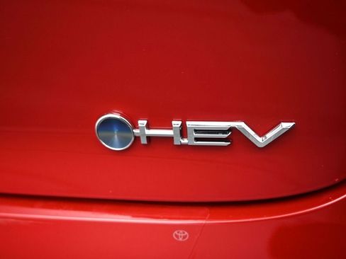 New 2026 Toyota Prius XLE image 40