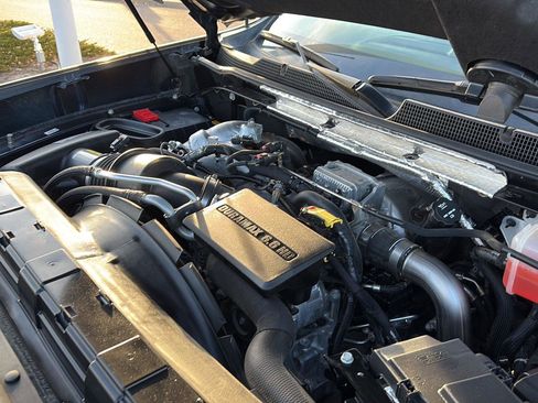 Used 2020 Chevrolet Silverado 2500 LTZ image 11