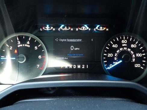Used 2015 Ford F150 XLT w/ Equipment Group 301A Mid RWD image 14