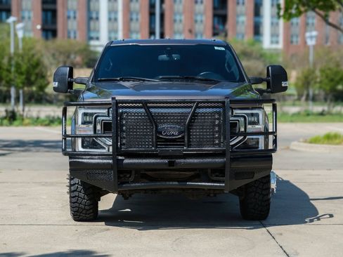 Used 2022 Ford F350 Lariat w/ Lariat Ultimate Package AWD/4WD image 4