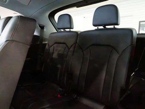 Used 2023 Audi Q7 3.0T Prestige w/ Prestige Package image 23