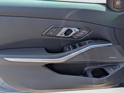 Used 2025 BMW M340i w/ Premium Package RWD image 11