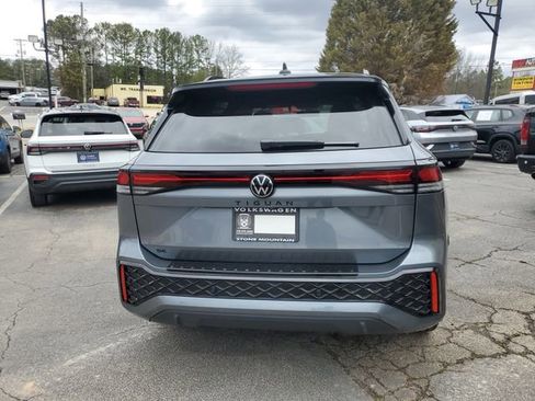 New 2026 Volkswagen Tiguan SE R-Line image 5