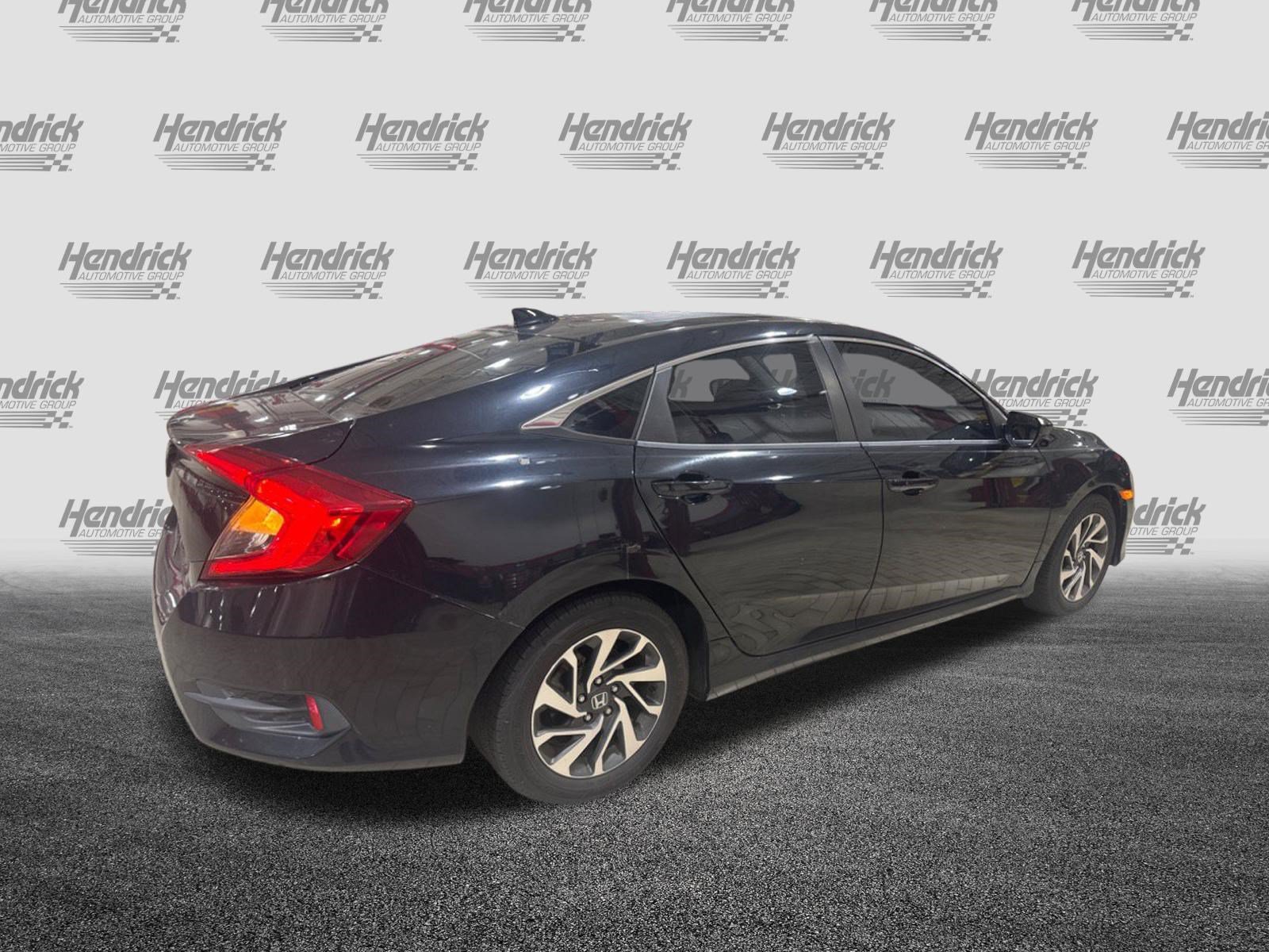 Used 2017 Honda Civic EX image 6