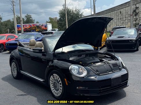 Used 2014 Volkswagen Beetle 1.8T FWD image 34