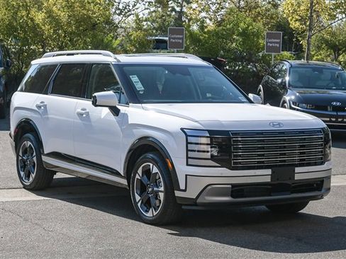 New 2026 Hyundai Palisade Limited image 3
