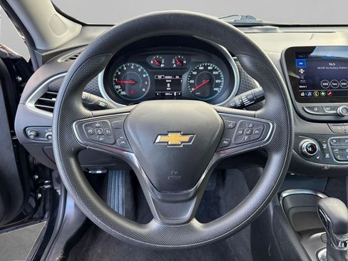 Used 2025 Chevrolet Malibu LT image 26
